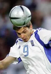 3 cú đánh đầu làm thay đổi châu Âu